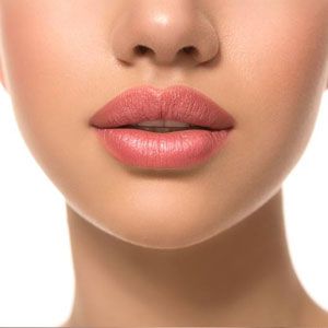 עיבוי השפתיים